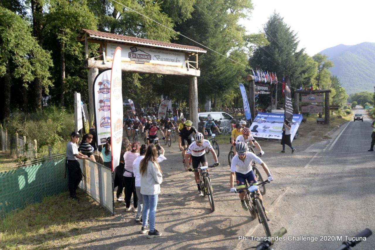 Los Pioneros Melipeuco Bagian luar foto